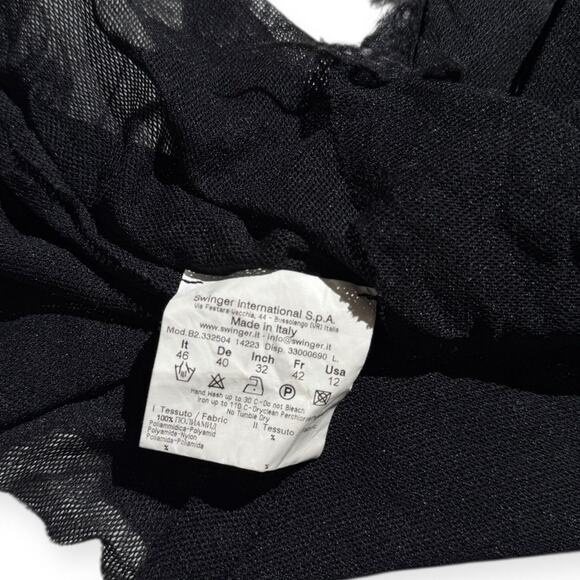 Mesh stretch textured turtleneck - Picture 3 of 4